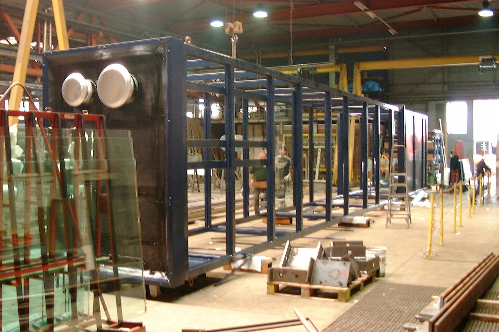 AfbeeldingVoorbeelden stalen liftschachten