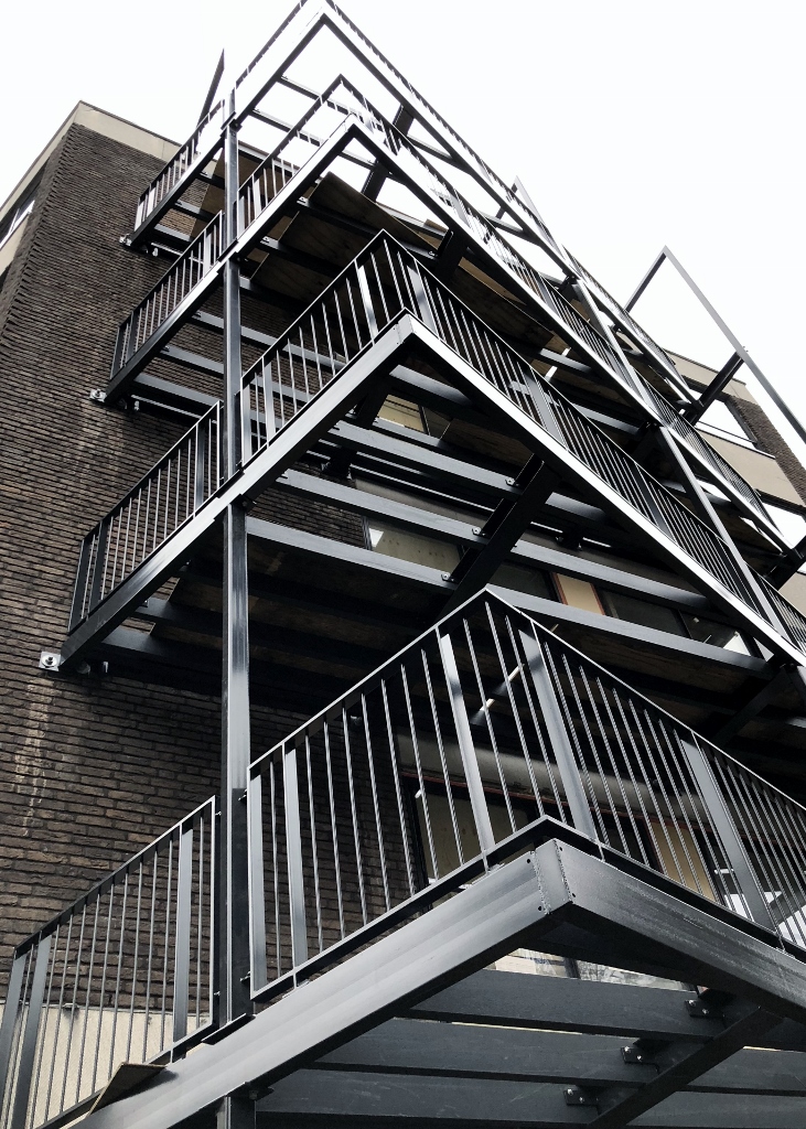 AfbeeldingBalkons Koningslaan 39 te Amsterdam