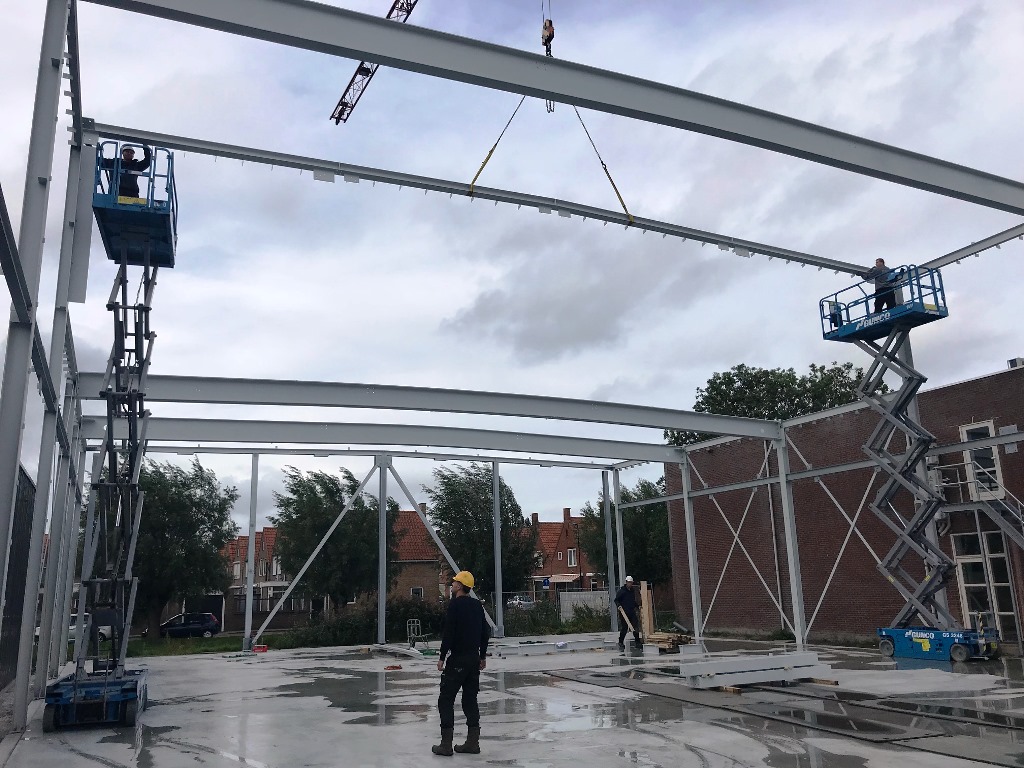 AfbeeldingNieuwe hal Kivo te Volendam
