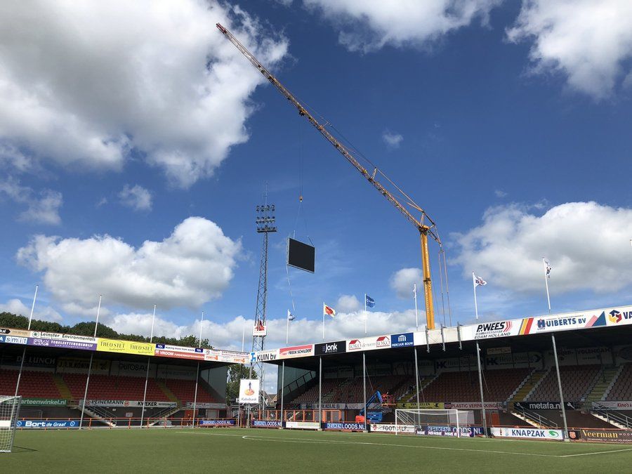 AfbeeldingAchterconstructie videowalls FC Volendam