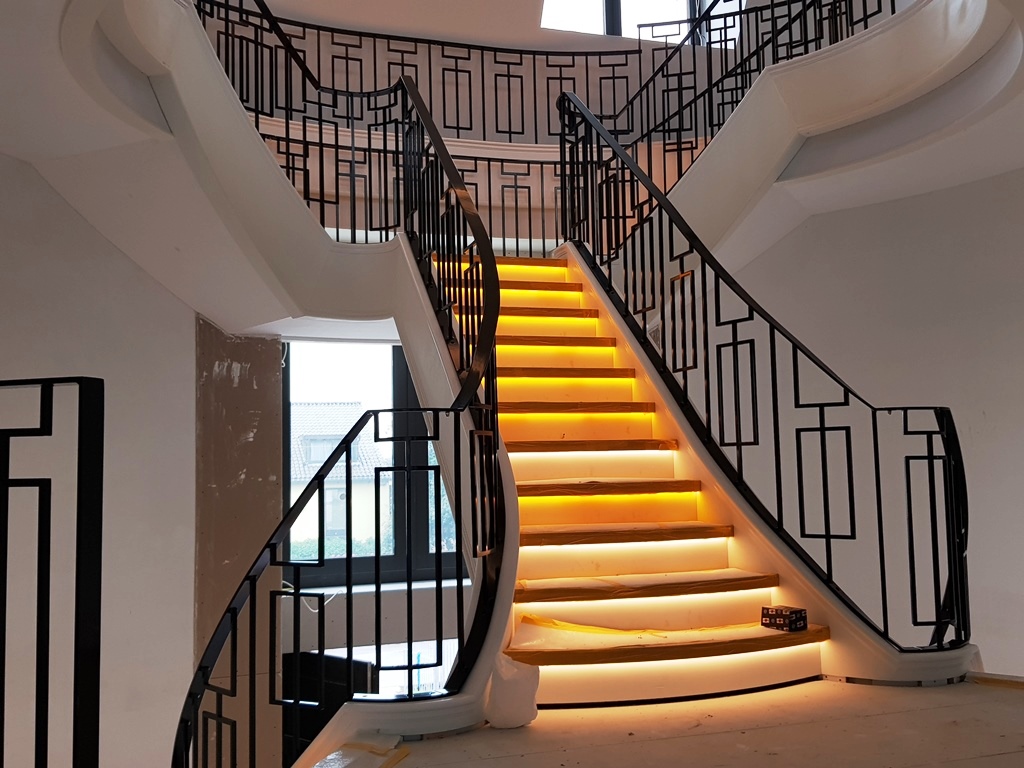 AfbeeldingTraphek woning te Vinkeveen