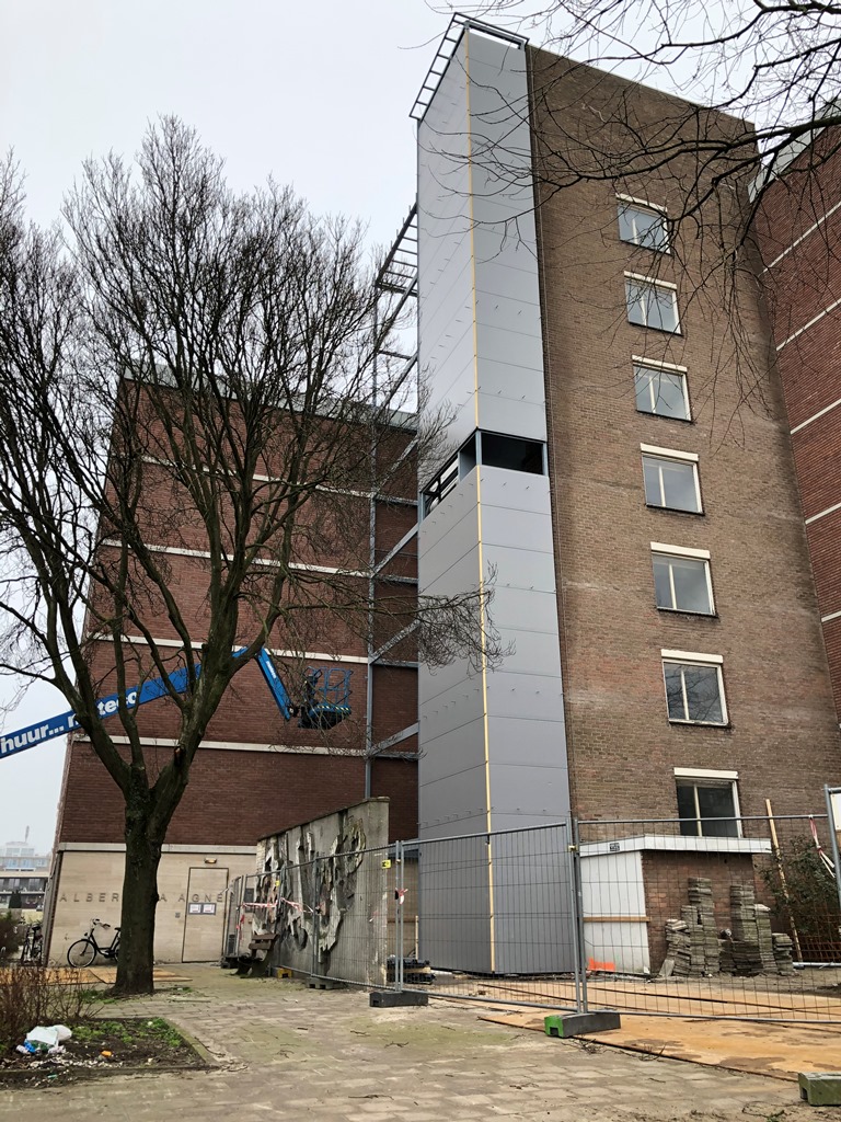 AfbeeldingLiftschacht Kooimeerflat te Alkmaar