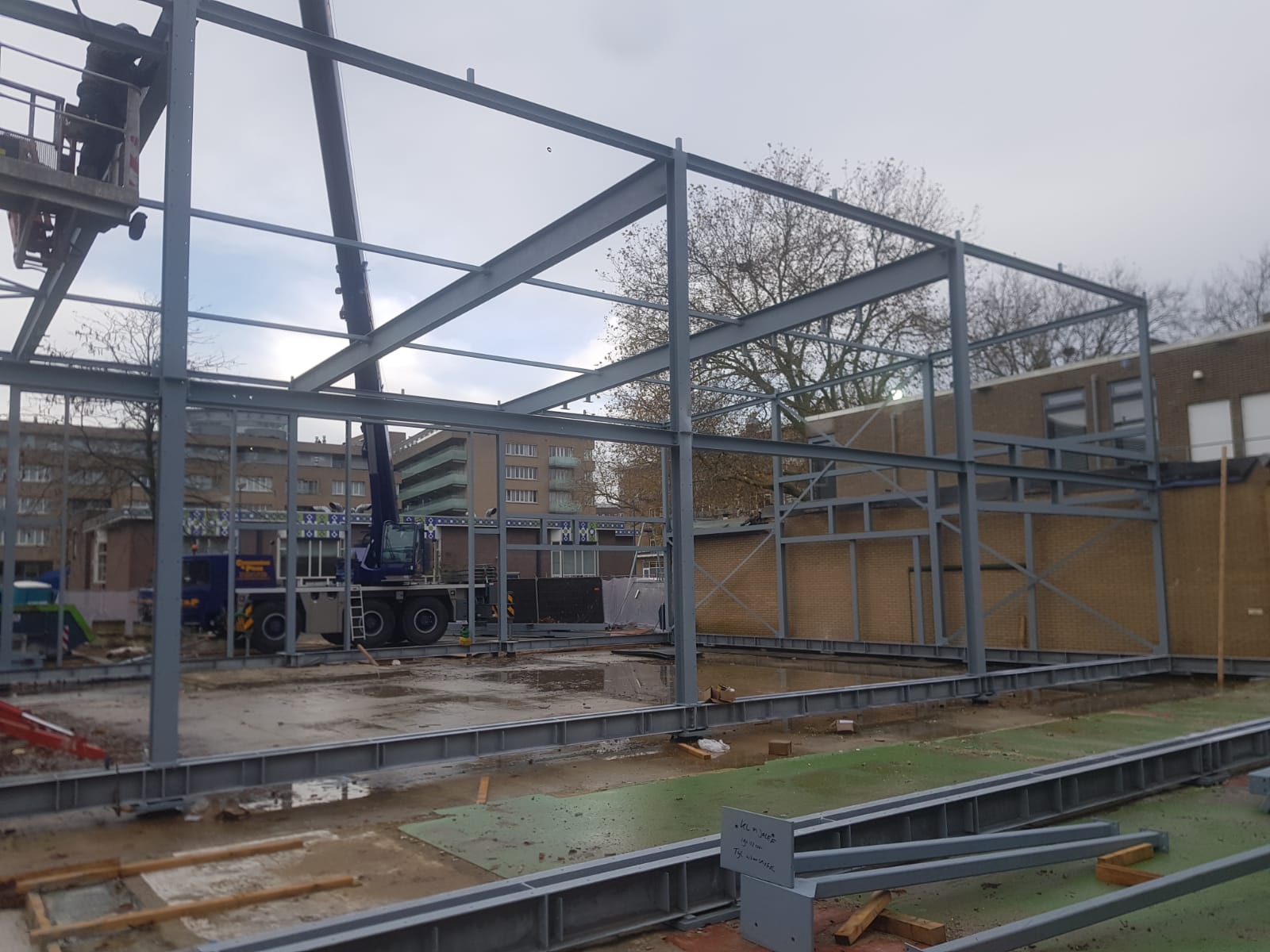 Afbeelding Nieuwbouw gymzaal Tijl Uilenspiegelschool Amsterdam