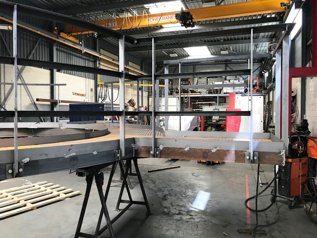 AfbeeldingBordesconstructie t.b.v. schoorsteen