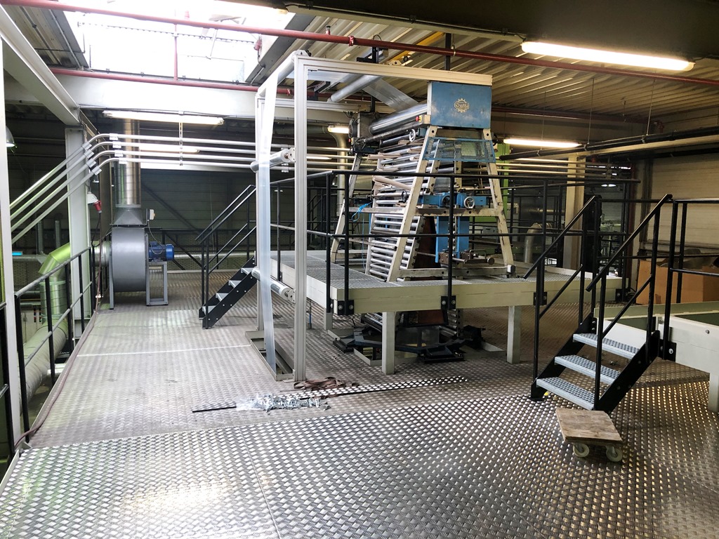 AfbeeldingBordes Kivo Volendam